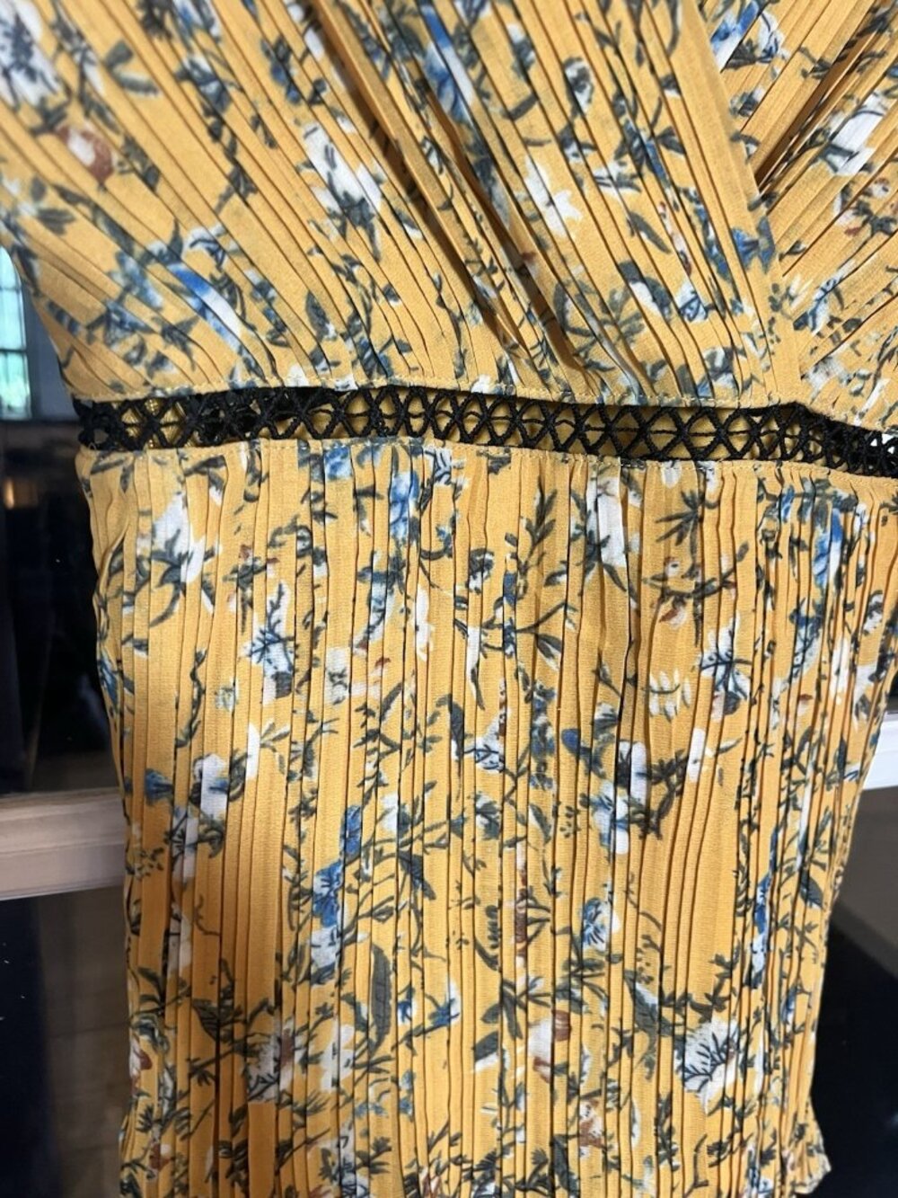 Lulus XS Cascading Yellow Floral Print Spring Cottagecore  Maxi Tiered  Dress. K - Picture 4 of 9